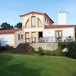 Hébergement de vacances Charming House With Sea View In Angra do Heroísmo